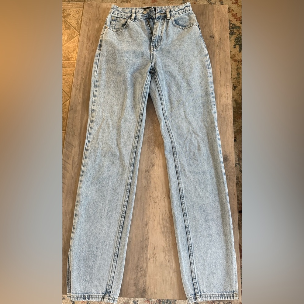 White Fox straight leg jeans with split hem